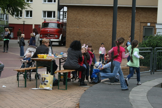 gal/2010/2010 Saitentwist Weltkindertag Essen Borbeck 20.09. AK -Bochold/2010 Saitentwist Weltkindertag Borbeck AK Bochold 20.09. 139.jpg